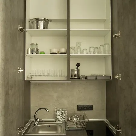 Urban Living 2 Apartment