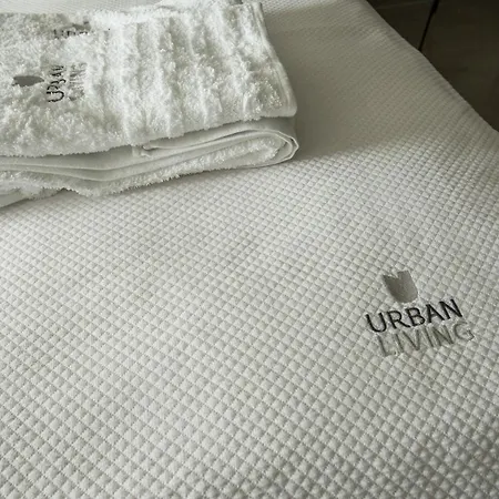 Urban Living 2 *